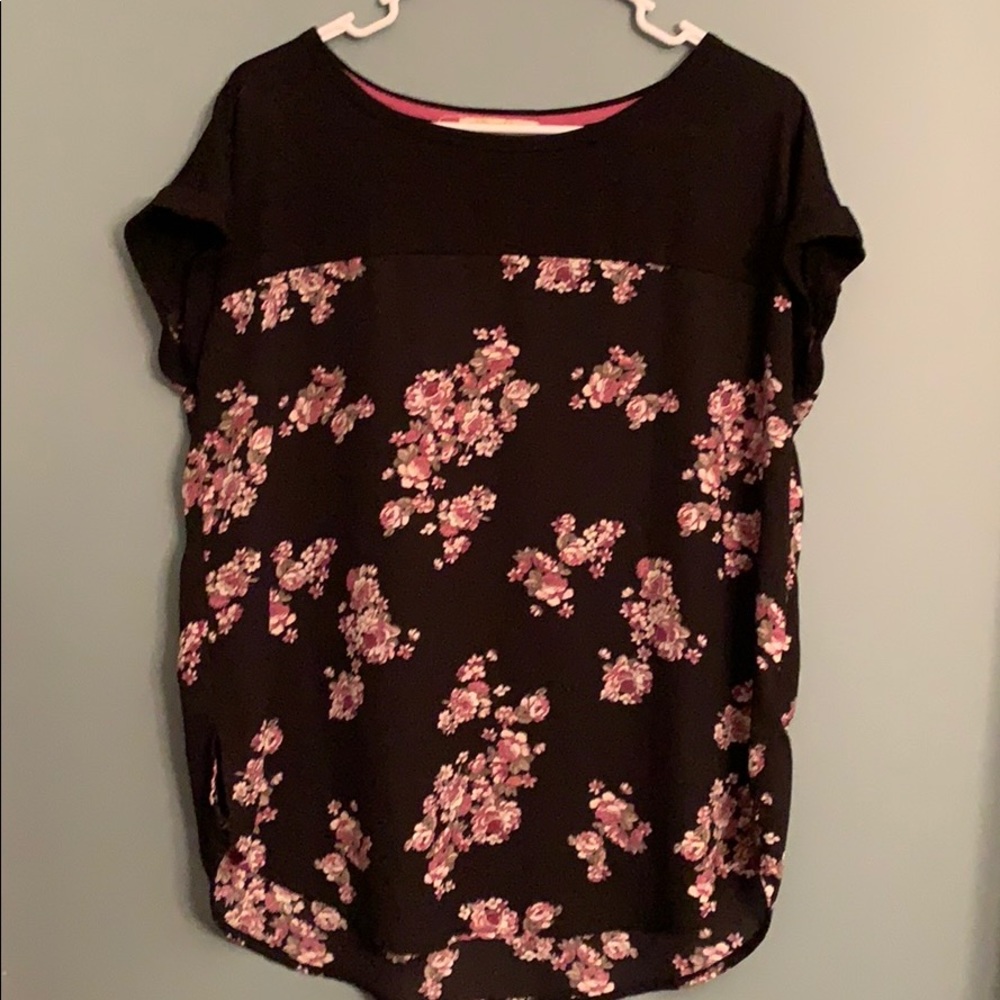 Nice short sleeve top by rewind from kohl’s xlg
